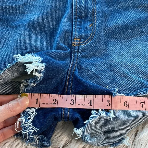 NWT Abercrombie & Fitch Curve Love Cutoff Short High Rise Size 0 or 25 - Picture 10 of 11